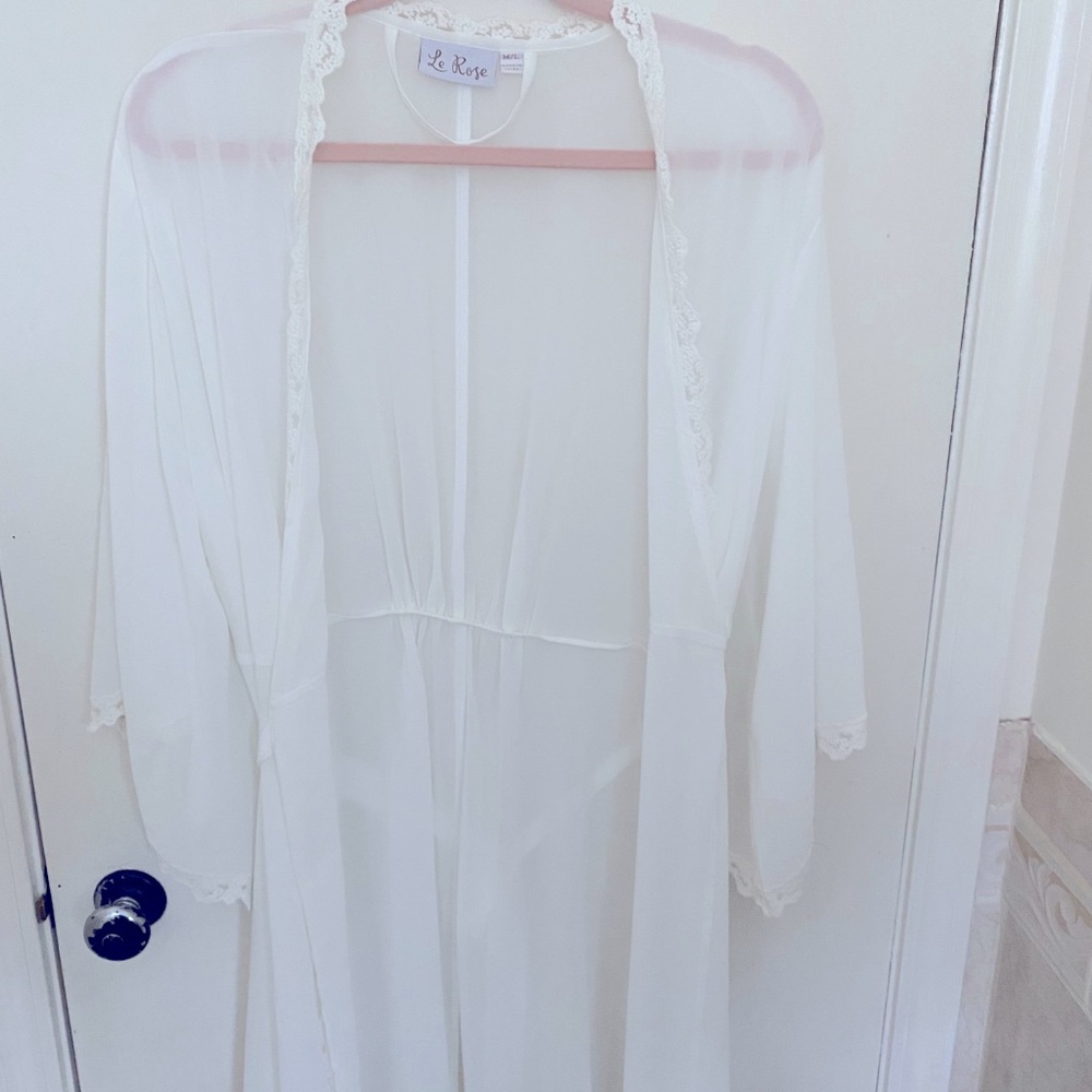 Sexy Sheer Robe - Picture 2 of 7